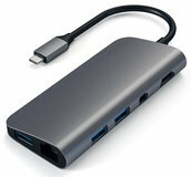 MacBook Air 13 inch USB-C hubs en adapters