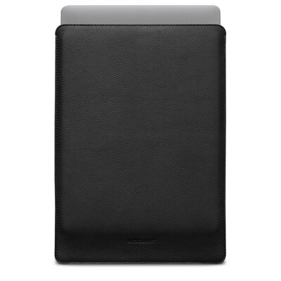 Woolnut Leather MacBook Air 15 inch sleeve zwart