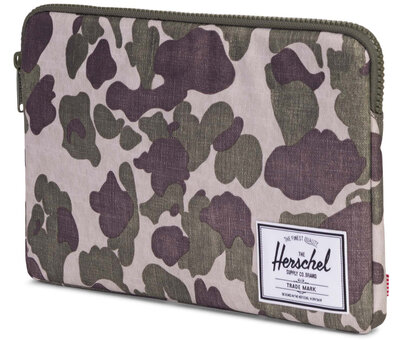 Herschel Anchor 12 inch sleeve Camo