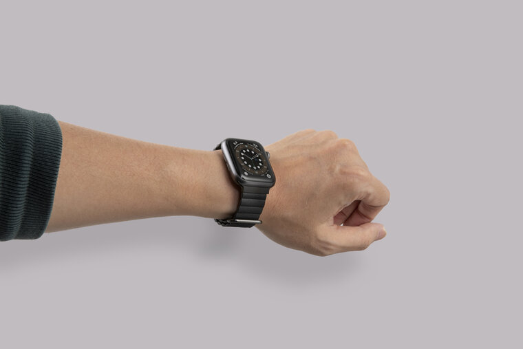LAUT Novi Luxe leren Apple Watch 49 / 45 / 44 mm bandje zwart