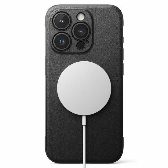 Ringke Onyx MagSafe iPhone 15 Pro hoesje zwart