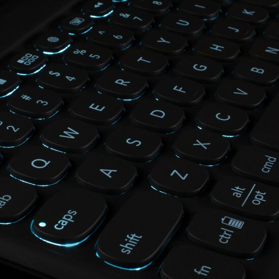 De ZAGG Pro Keys iPad Pro 12,9&nbsp;Keyboard hoes&nbsp;is een sterke keyboard-case voor je iPad Pro met trackpad.