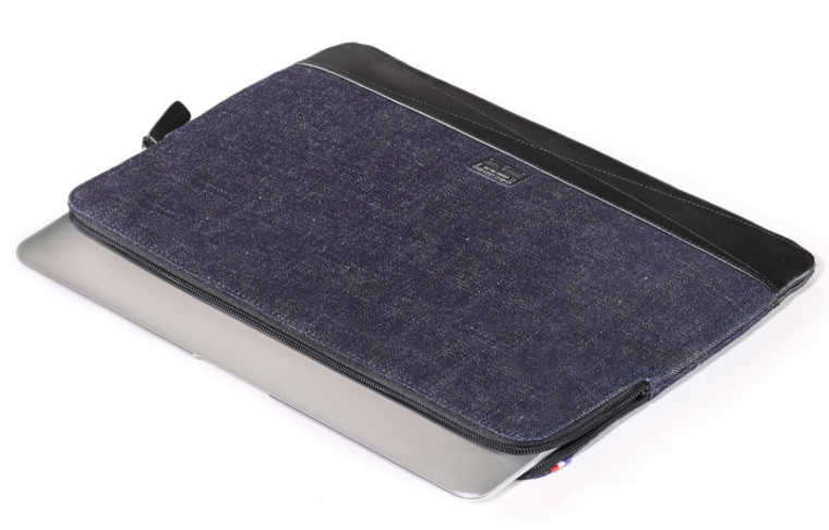 Decoded MacBook 13 / 14 inch sleeve denim