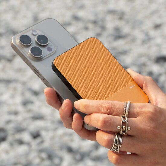 Native Union ReClassic MagSafe powerbank Kraft