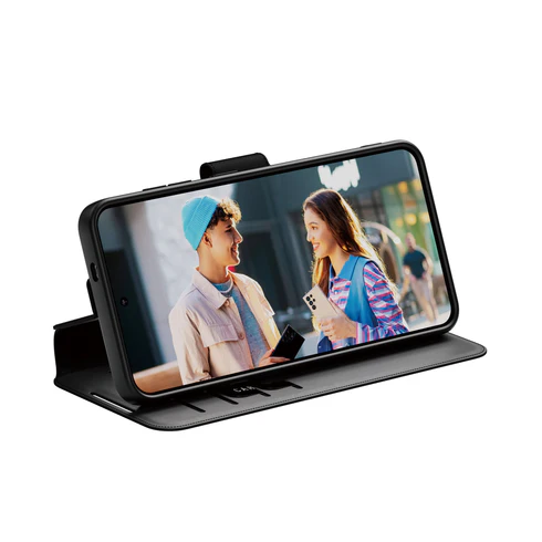 PanzerGlass CARE Wallet met kickstand Galaxy S25 hoesje zwart