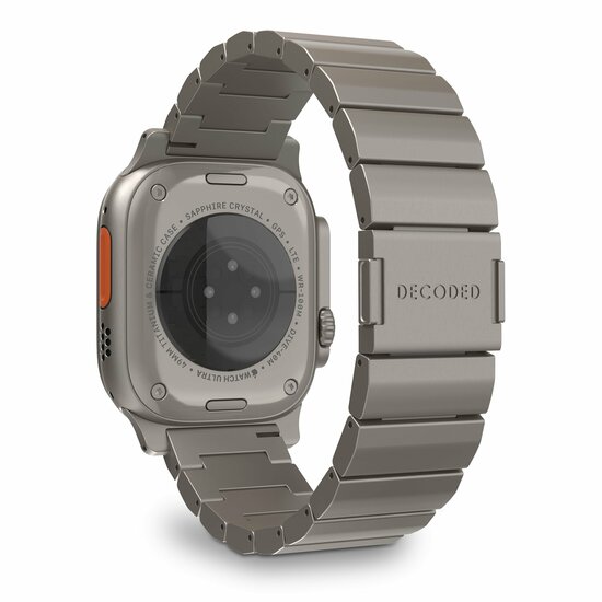 Decoded Titanium strap Apple Watch 49 / 46 / 45 / 44&nbsp; mm bandje zwart