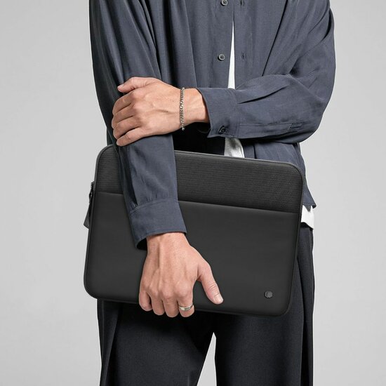 TechProtection Zipper MacBook 13 / 14 sleeve zwart