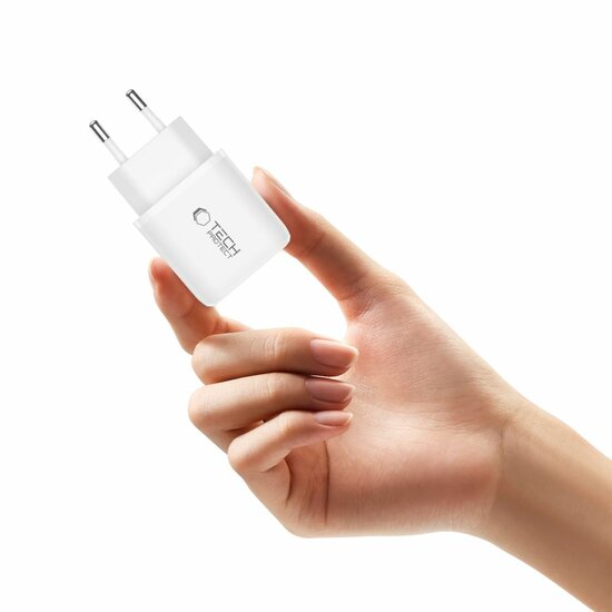 TechProtection USB-C 2 poort oplader 20 watt wit