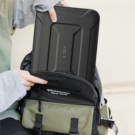 TechProtection Ranger MacBook 15 / 16 inch sleeve zwart