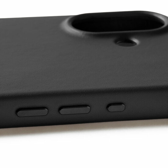 Mujjo Full Leather iPhone 17 hoesje zwart