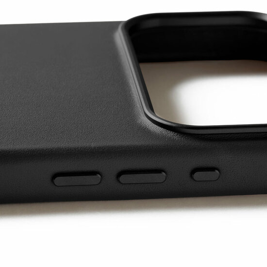 Mujjo Full Leather iPhone 17 Pro Max hoesje zwart