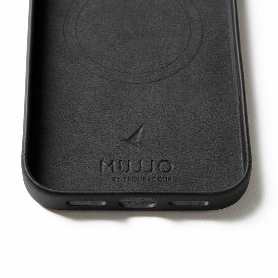 Mujjo Full Leather iPhone 17 Pro Max hoesje zwart