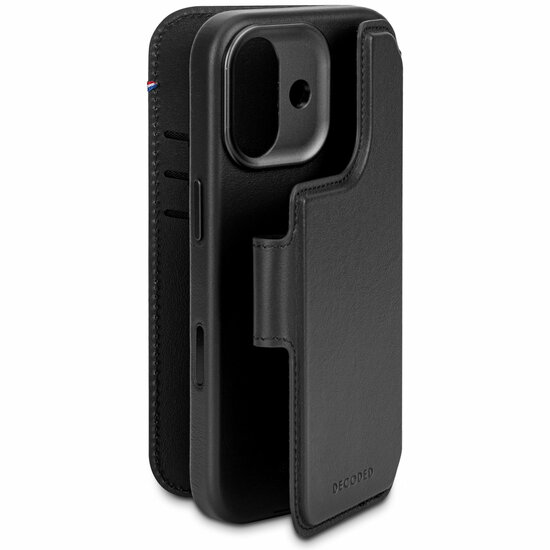 Decoded Leather Detachable 2 in 1&nbsp;Wallet iPhone 17 hoesje zwart