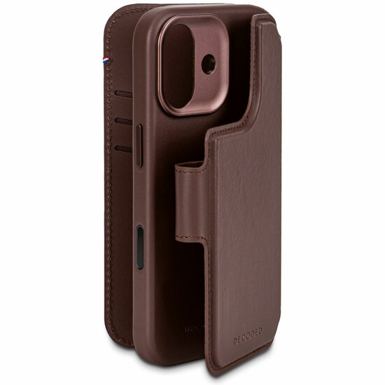 Decoded Leather Detachable 2 in 1&nbsp;Wallet iPhone 17 hoesje bruin