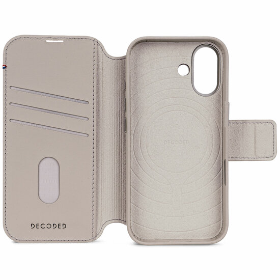 Decoded Leather Detachable 2 in 1&nbsp;Wallet iPhone 17 hoesje beige