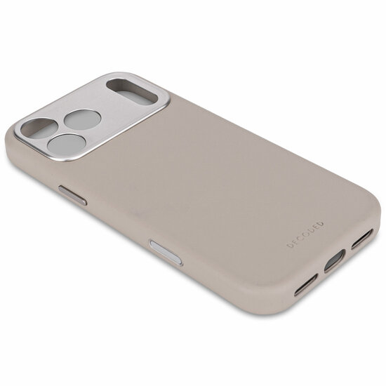 Decoded Leather backcover iPhone 17 Pro hoesje beige