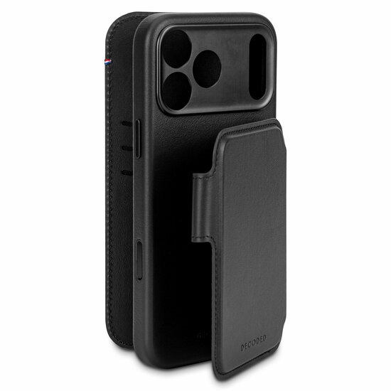 Decoded Leather Detachable 2 in 1&amp;#x00a0;Wallet iPhone 17 Pro hoesje zwart