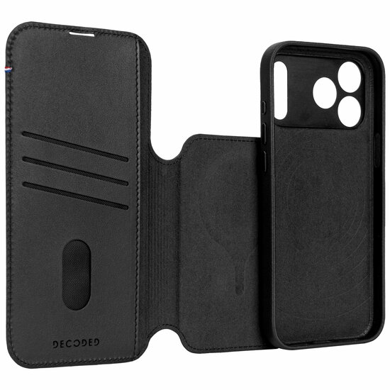 Decoded Leather Detachable 2 in 1&amp;#x00a0;Wallet iPhone 17 Pro hoesje zwart