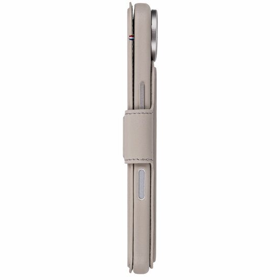 Decoded Leather Detachable 2 in 1&nbsp;Wallet iPhone 17 Air hoesje beige