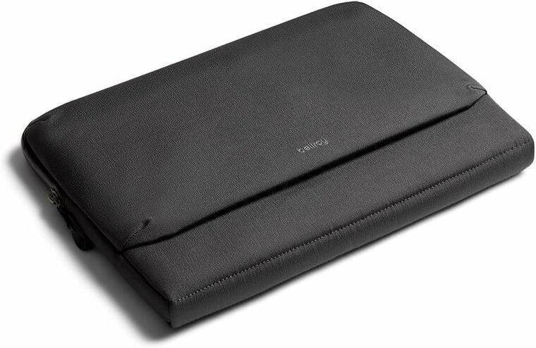 Bellroy Laptop Caddy MacBook Pro 14 inch sleeve zwart