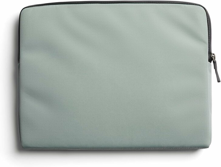 Bellroy Laptop Caddy MacBook Pro 16 inch sleeve eucalyptus