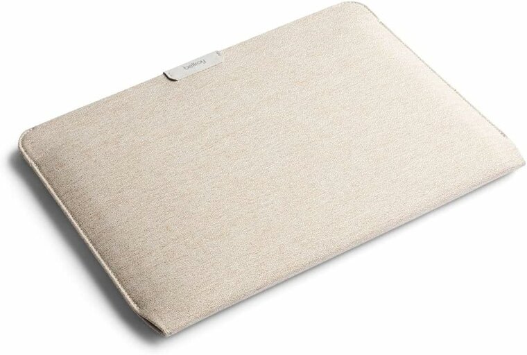 Bellroy MacBook Pro 16 inch sleeve beige