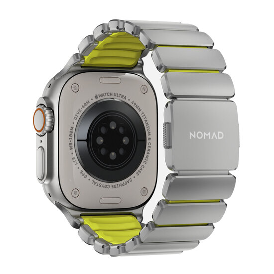 Nomad Stratos Band titanium Apple Watch 49 / 46 / 45 mm bandje natural / volt