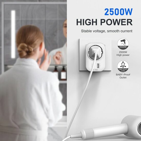 TechProtection reisstekker UK to EU met USB poorten