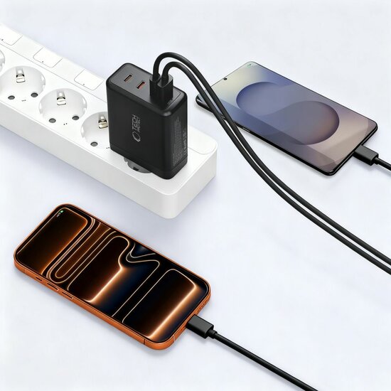 TechProtection GaN 4 poort 120 watt USB-C oplader zwart