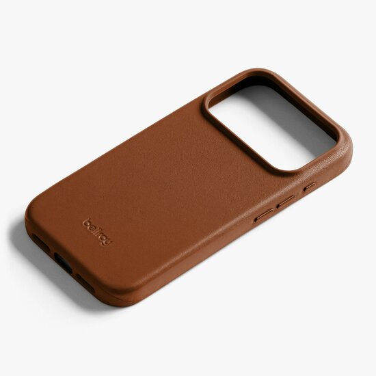 Bellroy leather iPhone 17 Pro hoesje rust