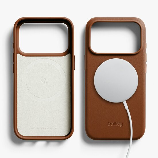 Bellroy leather iPhone 17 Pro hoesje rust