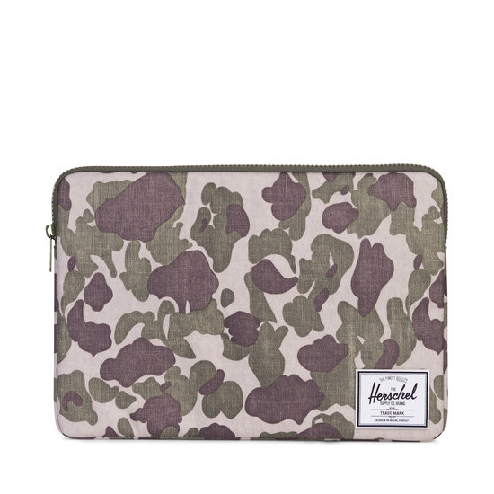 Herschel Anchor MacBook Pro 16 / 15 inch sleeve Camo