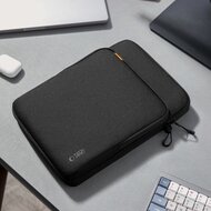 TechProtection Defender XD MacBook 13 / 14 inch sleeve laptop tas zwart