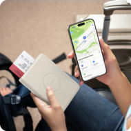 Satechi Vegan Leather&nbsp;paspoorthoes met Find My tracker beige