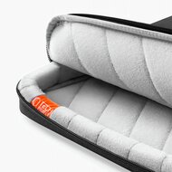 TechProtection Defender MacBook 15 / 16 inch sleeve laptop tas zwart / oranje