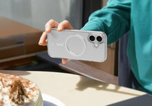 LAUT Crystal Fluro MagSafe iPhone 17 hoesje doorzichtig