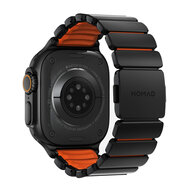 Nomad Stratos Band titanium Apple Watch 49 / 46 / 45 mm bandje zwart / oranje