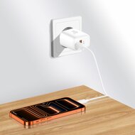 TechProtection GaN 45 watt USB-C oplader wit