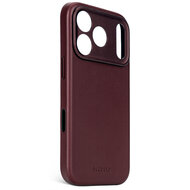 Decoded Leather backcover iPhone 17 Pro Max hoesje dark ruby