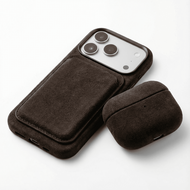 Alcanside Alcantara&nbsp;AirPods Pro 3 hoesje chocolate bruin