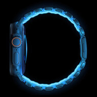 Nomad Stratos Band titanium Apple Watch 49 / 46 / 45 mm bandje natural / icy blue