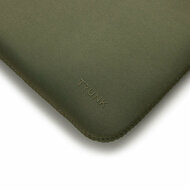 TRUNK Neoprene MacBook 13 inch sleeve groen
