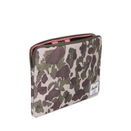 Herschel Anchor MacBook Pro 16 / 15 inch sleeve Camo
