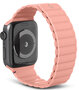 Decoded Silicone Magnetic Apple Watch 45 / 44 mm bandje roze
