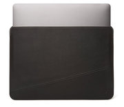 Decoded Leather Frame MacBook 13 inch sleeve Zwart