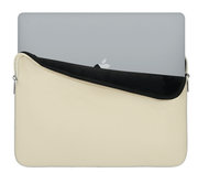 hoesie perfecte MacBook 13 inch sleeve cream
