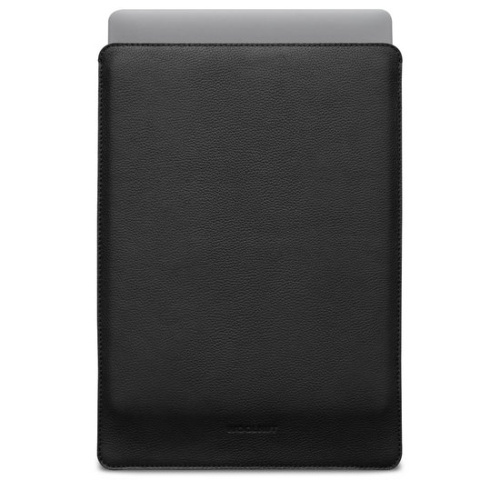 Woolnut Leather MacBook Pro 16 Inch M2 / M1 Sleeve Zwart