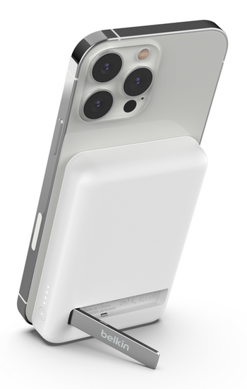 Afbeelding van Belkin MagSafe 5000 MAh Powerbank Met Stand Wit | Appelhoes, dé specialist voor al je Apple producten